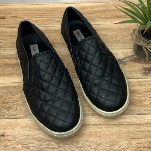 STEVE MADDEN Slip On Sneakers - Picture 13 of 16